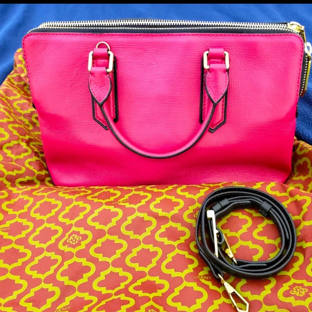 A absolutely stunning ORYANY Large Crossbody Bag